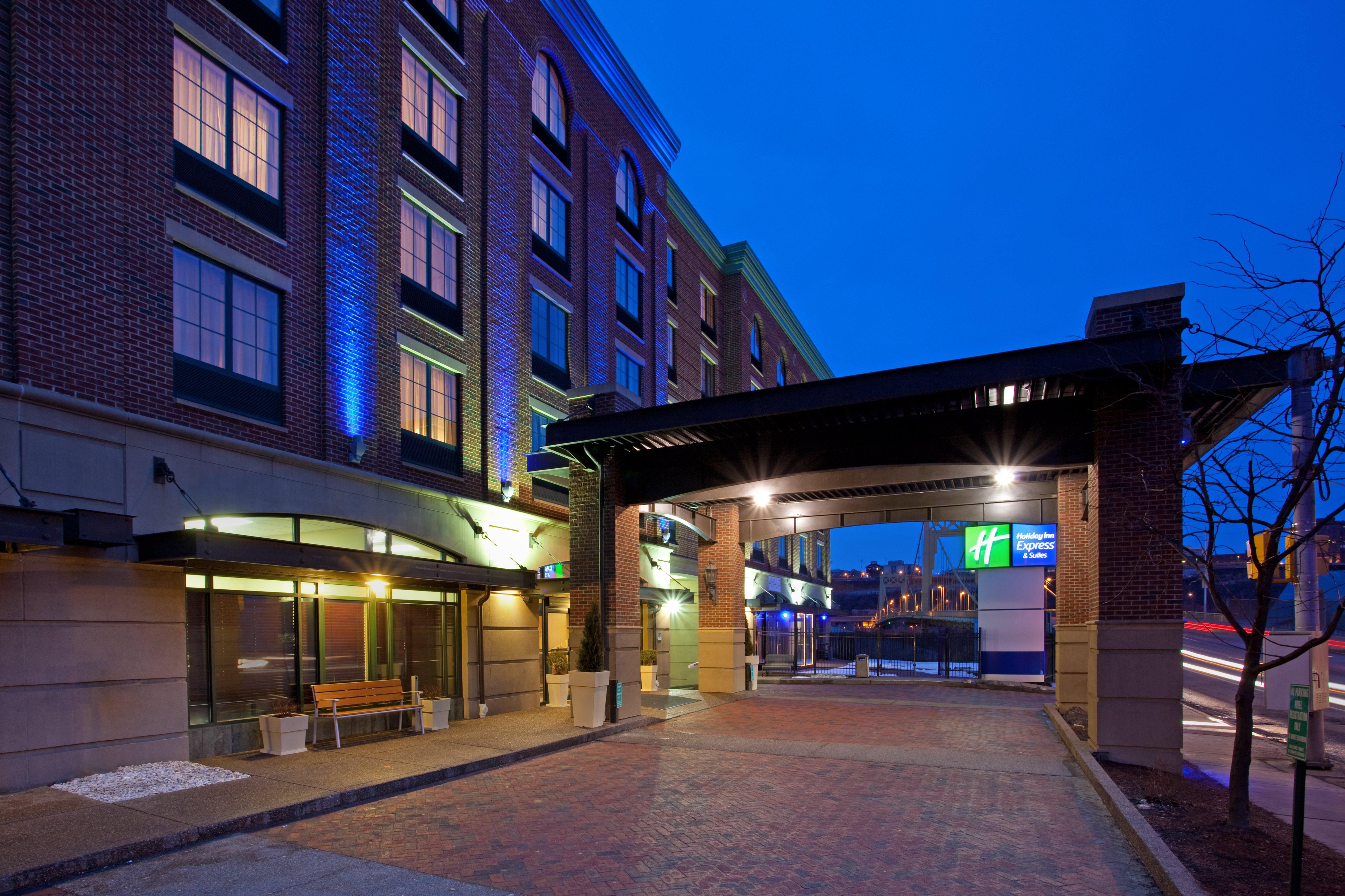 Holiday Inn Express Hotel & Suites Pittsburgh-South Side, An Ihg Hotel Buitenkant foto