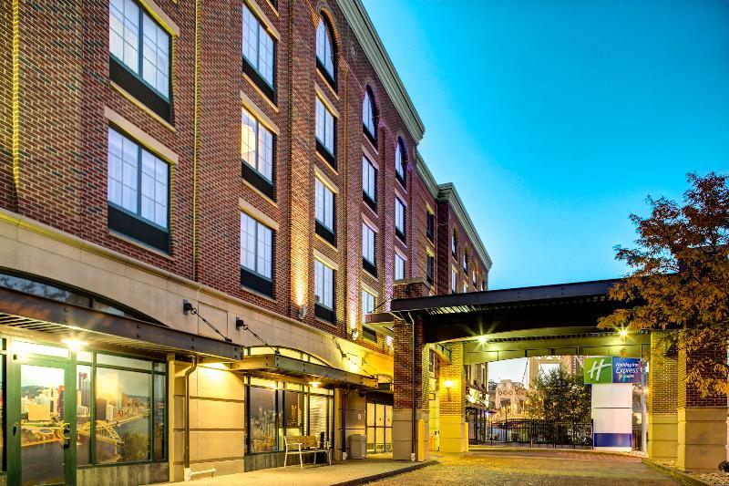 Holiday Inn Express Hotel & Suites Pittsburgh-South Side, An Ihg Hotel Buitenkant foto